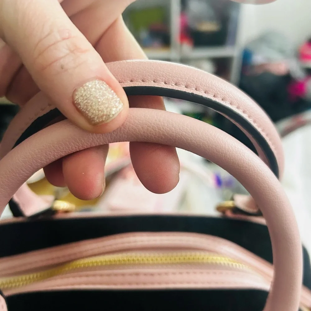 Juicy Couture this stylish